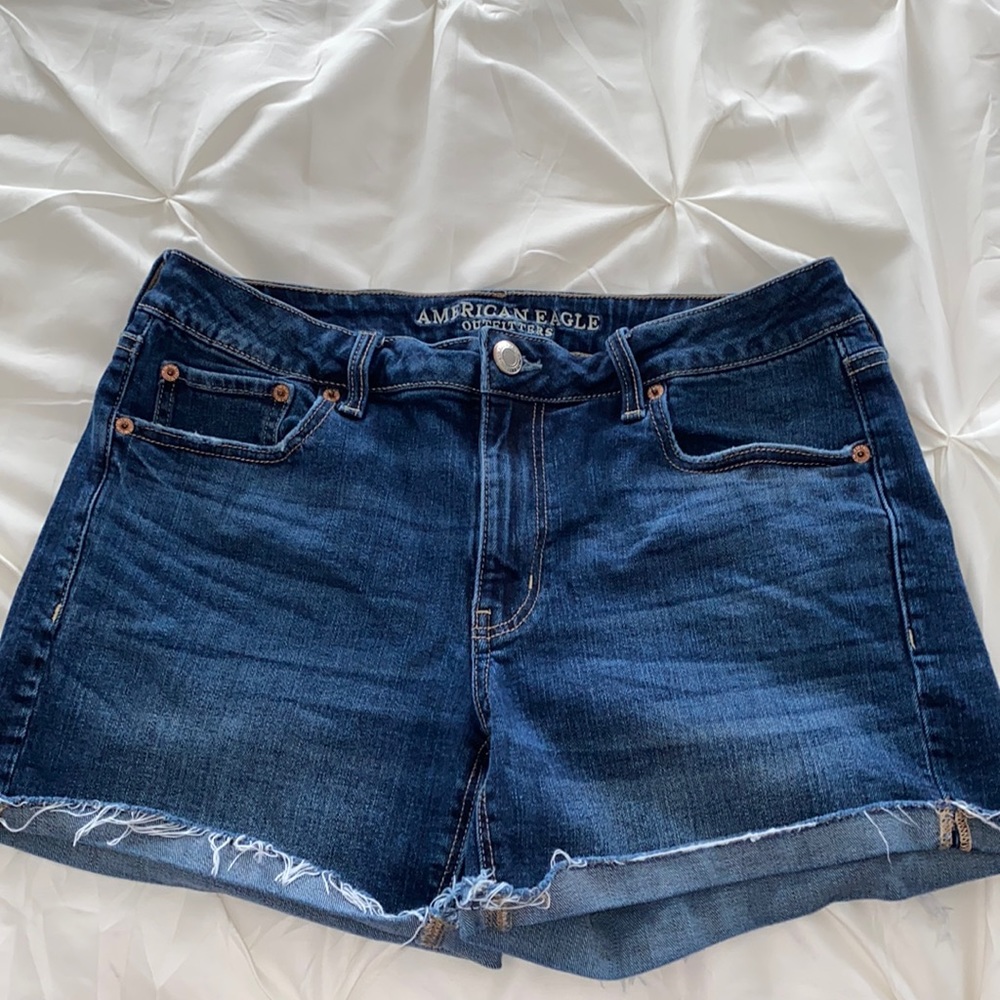 AE shorts